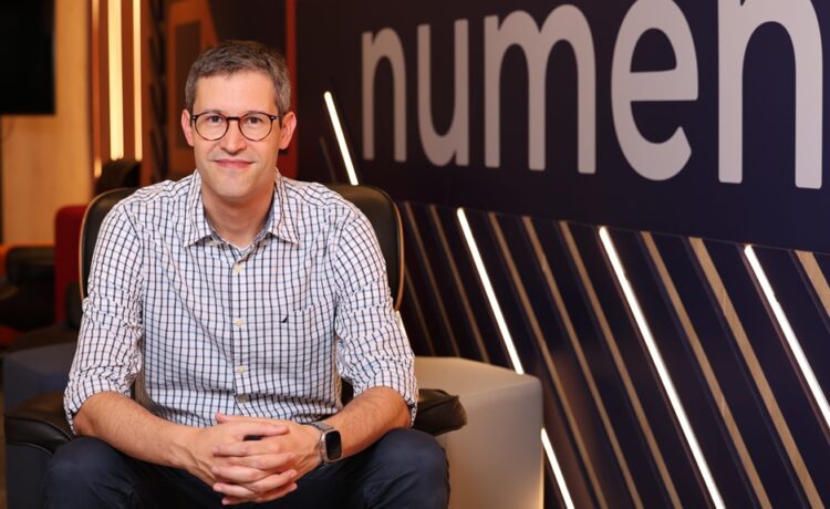 Danilo Santos, Numen